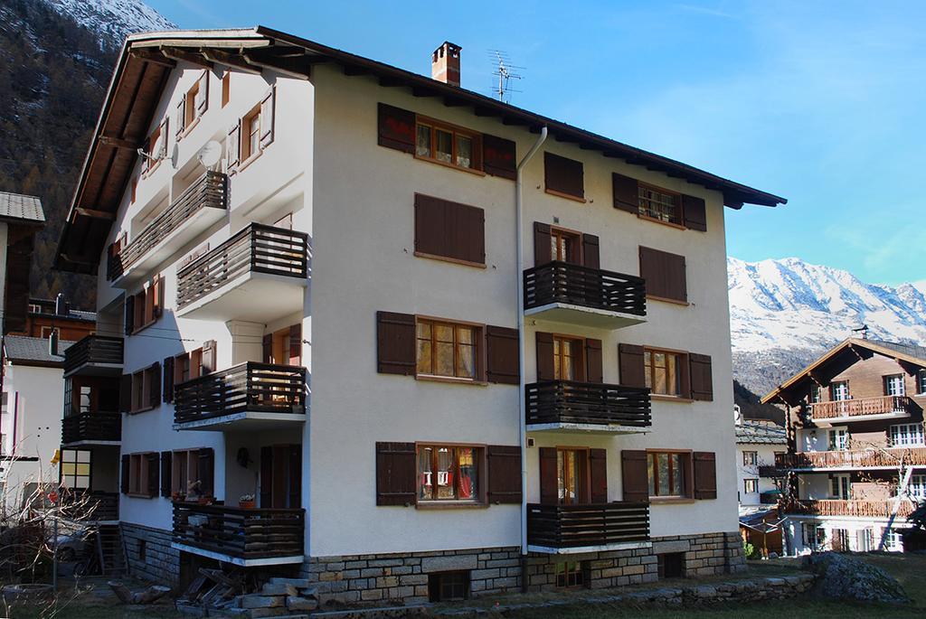 Ferienwohnung Haus Faderhorn Saas-Almagell Exterior foto
